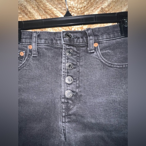 Gap Women's Black High Rise 4" Denim Shorts, Size 26 Regular - Picture 2 of 8